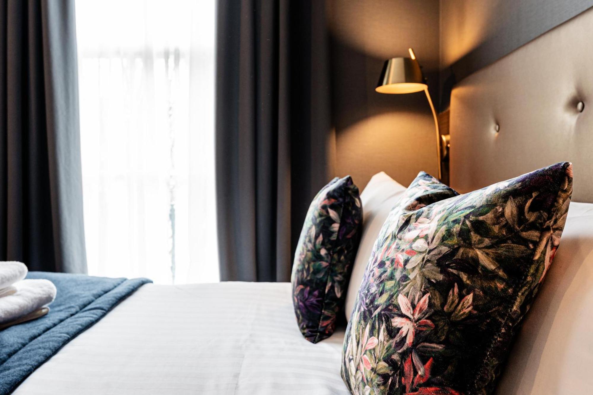 The House On Warwick Otel Londra Dış mekan fotoğraf