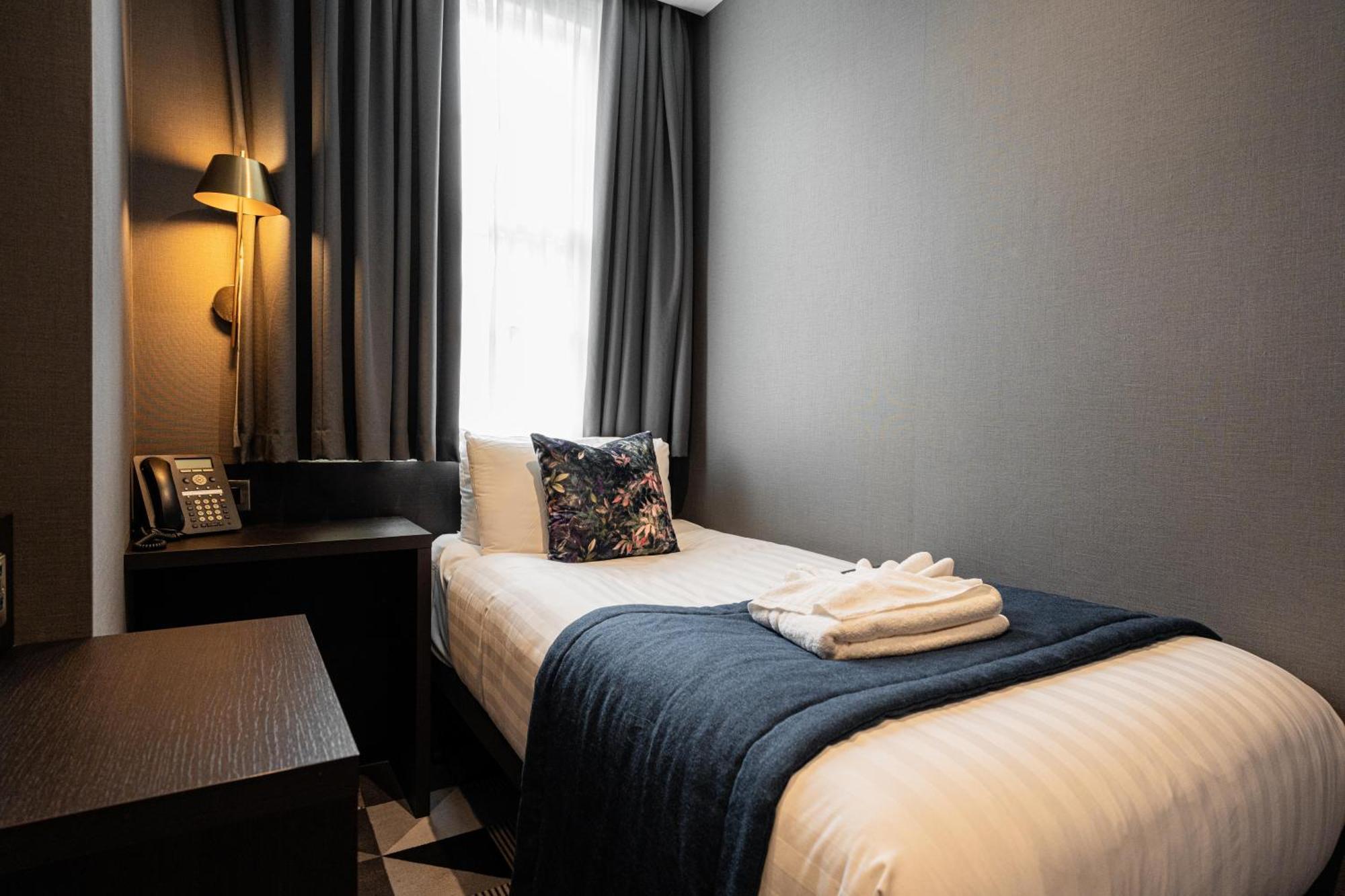 The House On Warwick Otel Londra Dış mekan fotoğraf